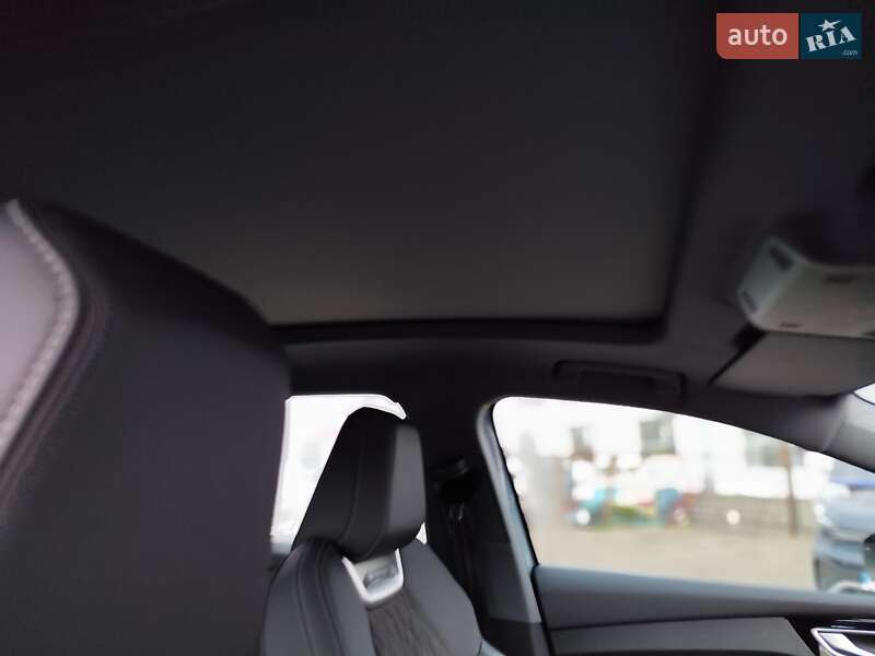 Внедорожник / Кроссовер Audi Q4 e-tron 2023 в Киеве