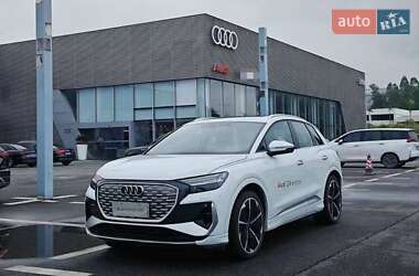 Позашляховик / Кросовер Audi Q4 e-tron 2023 в Івано-Франківську