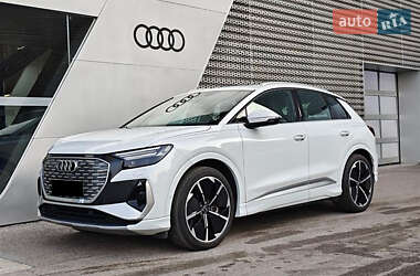 Позашляховик / Кросовер Audi Q4 e-tron 2023 в Києві