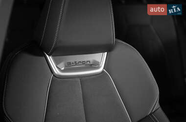 Внедорожник / Кроссовер Audi Q4 e-tron 2022 в 