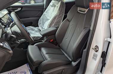 Внедорожник / Кроссовер Audi Q4 e-tron 2025 в 