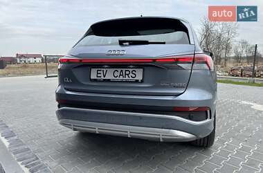 Позашляховик / Кросовер Audi Q4 e-tron 2024 в 