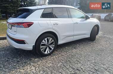 Внедорожник / Кроссовер Audi Q4 e-tron 2023 в 