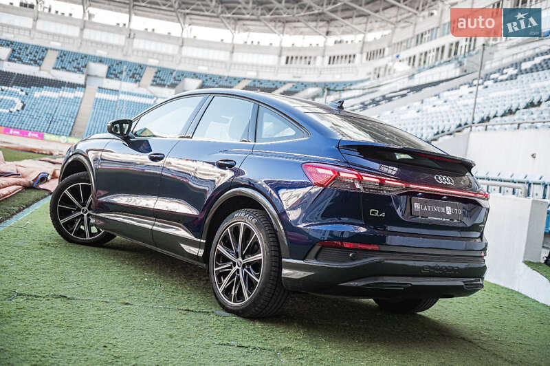 Внедорожник / Кроссовер Audi Q4 e-tron 2021 в Одессе