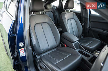Внедорожник / Кроссовер Audi Q4 e-tron 2021 в 