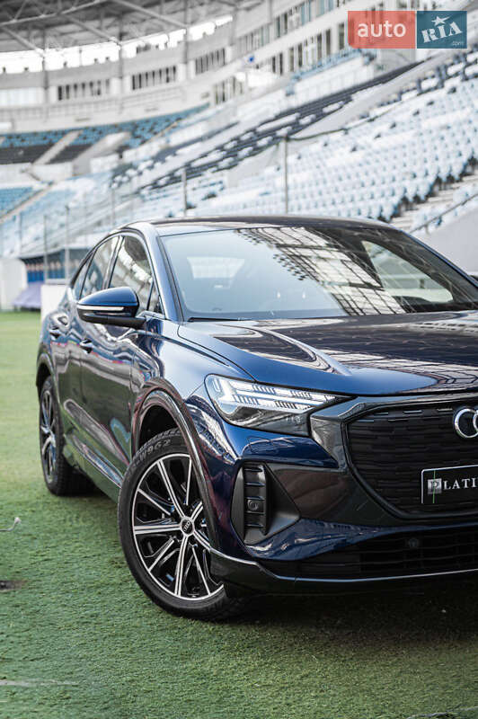 Внедорожник / Кроссовер Audi Q4 e-tron 2021 в Одессе