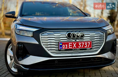 Внедорожник / Кроссовер Audi Q4 e-tron 2023 в 