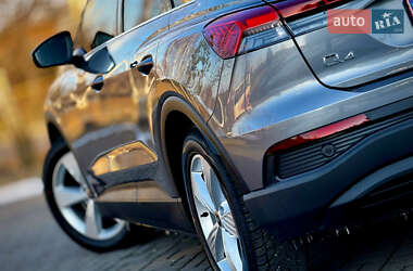 Внедорожник / Кроссовер Audi Q4 e-tron 2023 в 