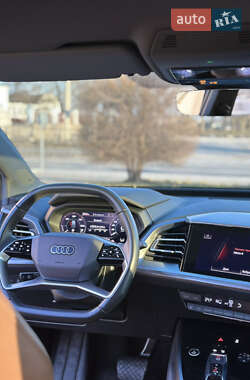 Внедорожник / Кроссовер Audi Q4 e-tron 2021 в 
