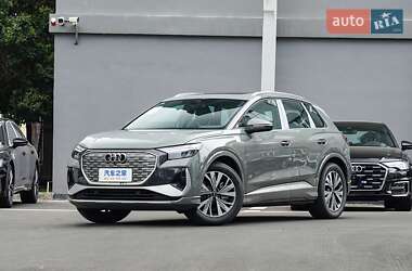 Внедорожник / Кроссовер Audi Q4 e-tron 2024 в Киеве