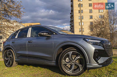 Внедорожник / Кроссовер Audi Q4 e-tron 2023 в 