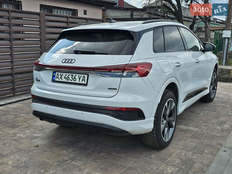Позашляховик / Кросовер Audi Q4 e-tron 2023 в Харкові