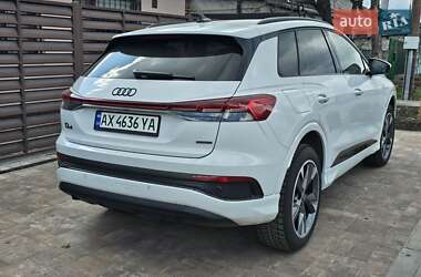Позашляховик / Кросовер Audi Q4 e-tron 2023 в 