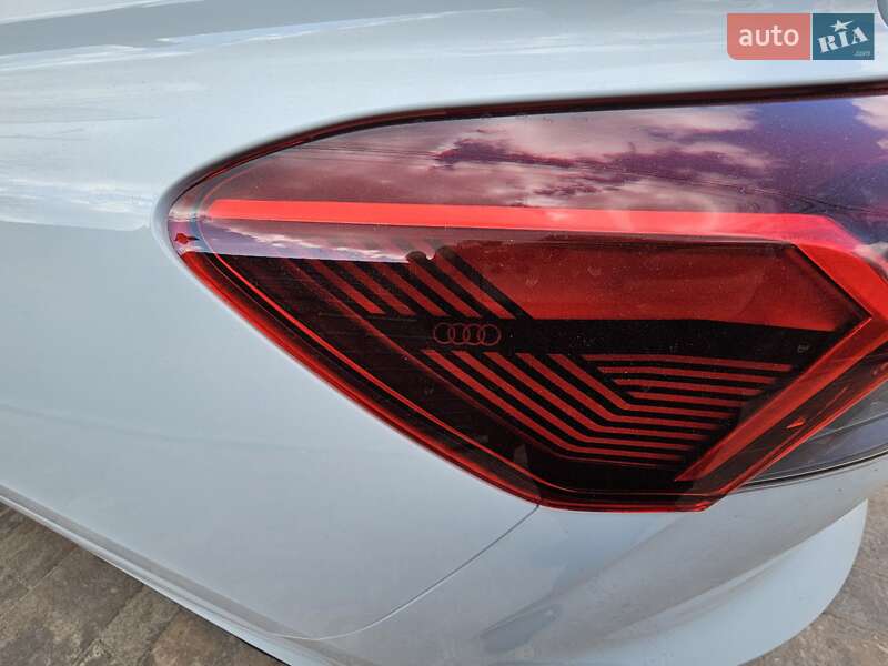 Внедорожник / Кроссовер Audi Q4 e-tron 2023 в Харькове