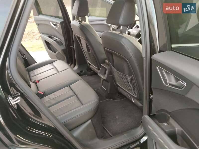 Внедорожник / Кроссовер Audi Q4 e-tron 2021 в Виннице