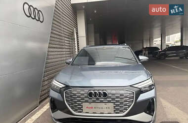 Внедорожник / Кроссовер Audi Q4 e-tron 2023 в 