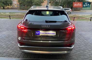 Внедорожник / Кроссовер Audi Q4 e-tron 2025 в 