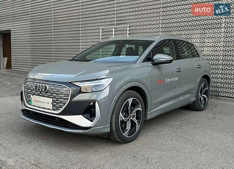 Audi Q4 e-tron 2023