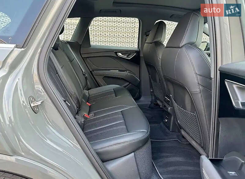 Внедорожник / Кроссовер Audi Q4 e-tron 2023 в Киеве фото 9 Внедорожник / Кроссовер Audi Q4 e-tron 2023 в Киеве