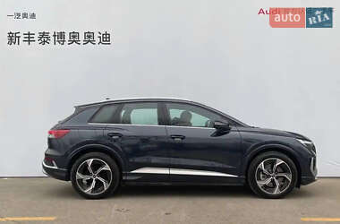 Внедорожник / Кроссовер Audi Q4 e-tron 2023 в 
