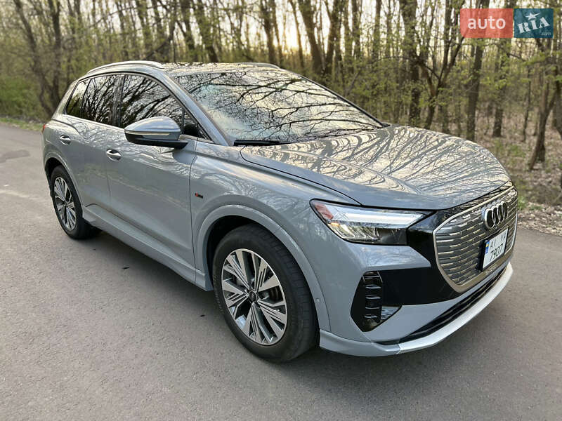 Внедорожник / Кроссовер Audi Q4 e-tron 2023 в Белой Церкви