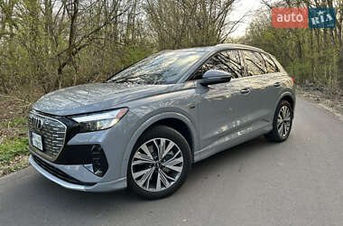 Внедорожник / Кроссовер Audi Q4 e-tron 2023 в 