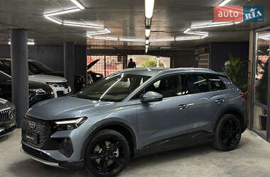 Внедорожник / Кроссовер Audi Q4 e-tron 2024 в 
