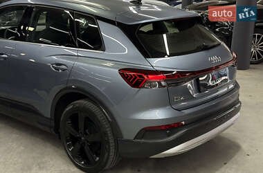 Внедорожник / Кроссовер Audi Q4 e-tron 2024 в 