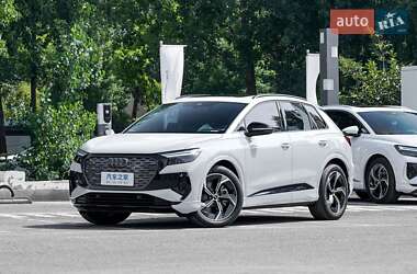 Внедорожник / Кроссовер Audi Q4 e-tron 2024 в Киеве