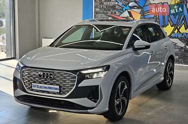 Позашляховик / Кросовер Audi Q4 e-tron 2025 в 