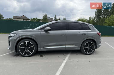 Внедорожник / Кроссовер Audi Q4 e-tron 2023 в 