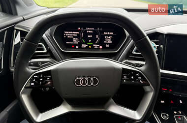 Внедорожник / Кроссовер Audi Q4 e-tron 2023 в 