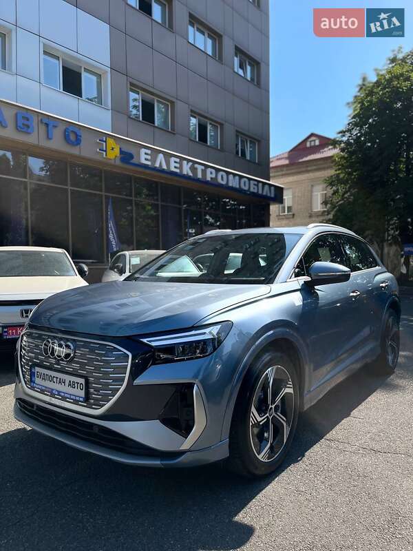 Audi Q4 e-tron 2025