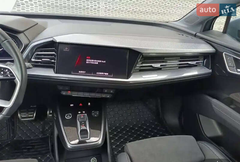 Внедорожник / Кроссовер Audi Q4 e-tron 2023 в Киеве фото 12 Внедорожник / Кроссовер Audi Q4 e-tron 2023 в Киеве