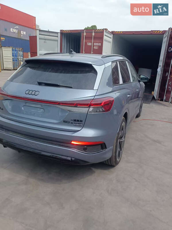 Позашляховик / Кросовер Audi Q4 e-tron 2024 в Львові