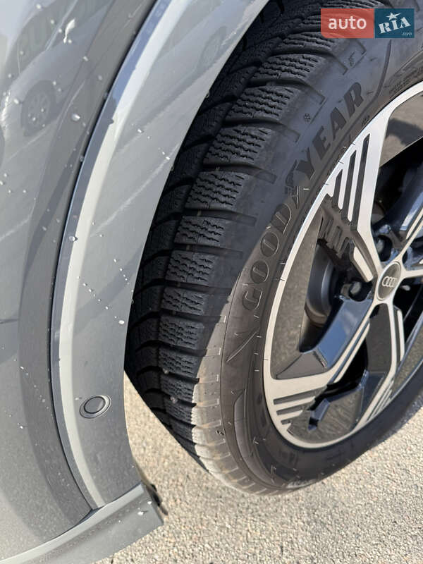 Внедорожник / Кроссовер Audi Q4 e-tron 2023 в Киеве фото 15 Внедорожник / Кроссовер Audi Q4 e-tron 2023 в Киеве