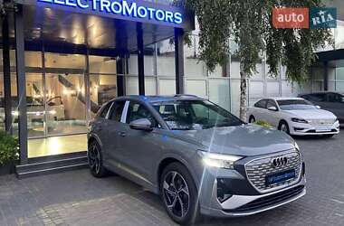 Внедорожник / Кроссовер Audi Q4 e-tron 2025 в 