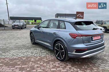Внедорожник / Кроссовер Audi Q4 e-tron 2023 в 