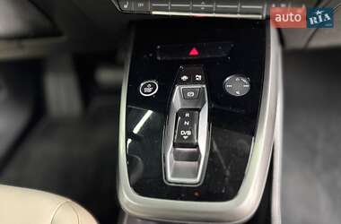 Внедорожник / Кроссовер Audi Q4 e-tron 2022 в 