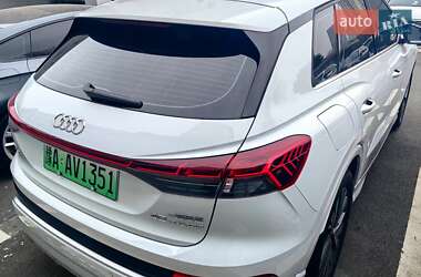 Внедорожник / Кроссовер Audi Q4 e-tron 2023 в 