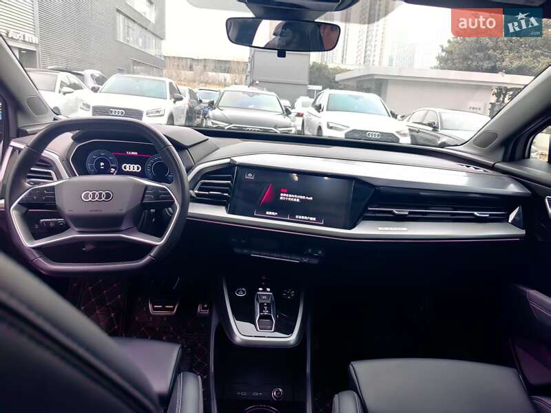Внедорожник / Кроссовер Audi Q4 e-tron 2023 в Киеве