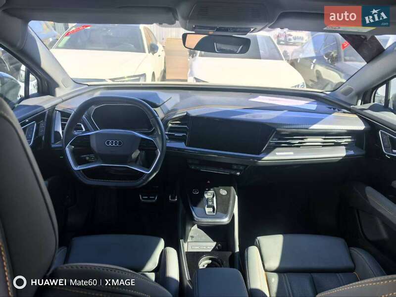 Внедорожник / Кроссовер Audi Q4 e-tron 2023 в Ивано-Франковске