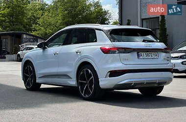 Внедорожник / Кроссовер Audi Q4 e-tron 2023 в 