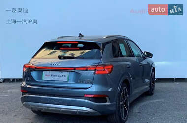Внедорожник / Кроссовер Audi Q4 e-tron 2023 в 