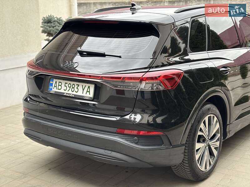 Позашляховик / Кросовер Audi Q4 e-tron 2021 в Вінниці