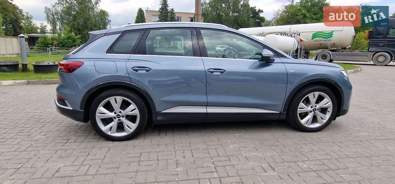 Внедорожник / Кроссовер Audi Q4 e-tron 2023 в Тернополе