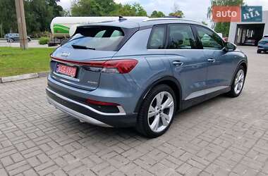 Позашляховик / Кросовер Audi Q4 e-tron 2023 в 