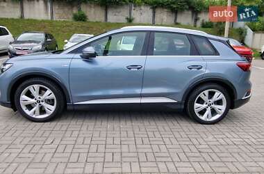 Позашляховик / Кросовер Audi Q4 e-tron 2023 в 