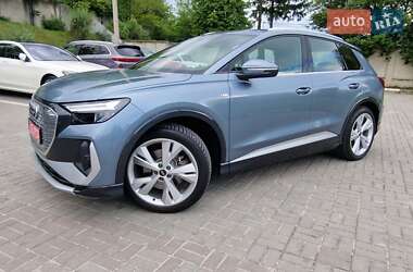 Позашляховик / Кросовер Audi Q4 e-tron 2023 в 