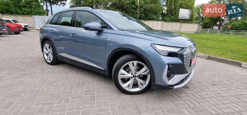 Внедорожник / Кроссовер Audi Q4 e-tron 2023 в Тернополе